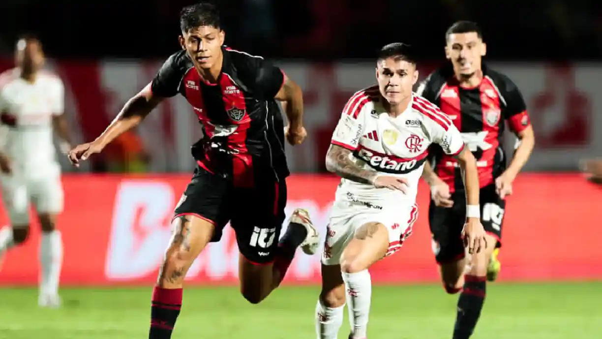 Vitória vence o Flamengo no Barradão e se classifica na Copa do Brasil