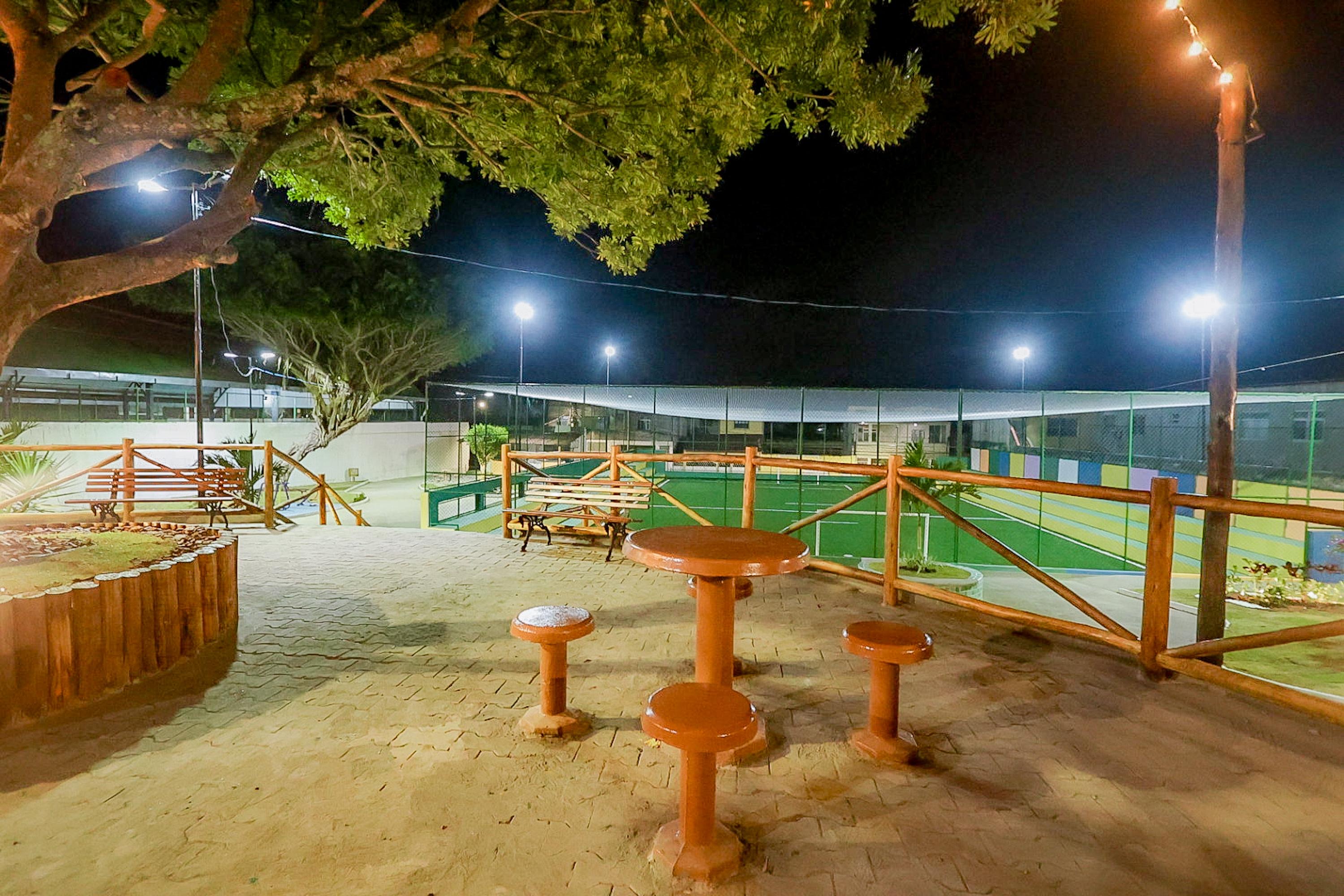 CIA 1 ganha praça e quadra poliesportiva totalmente requalificadas