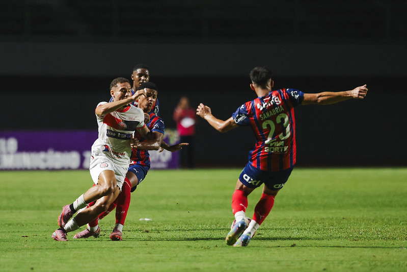 Bahia vence o Atlético de Alagoinhas em Pituaçu  e alcança pontuação histórica no Baiano
