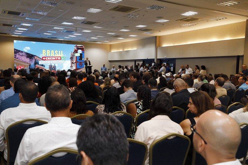 Bahia recebe lançamento nacional do programa 'Brasil Mais Crédito para o Turismo' e amplia investimentos no setor