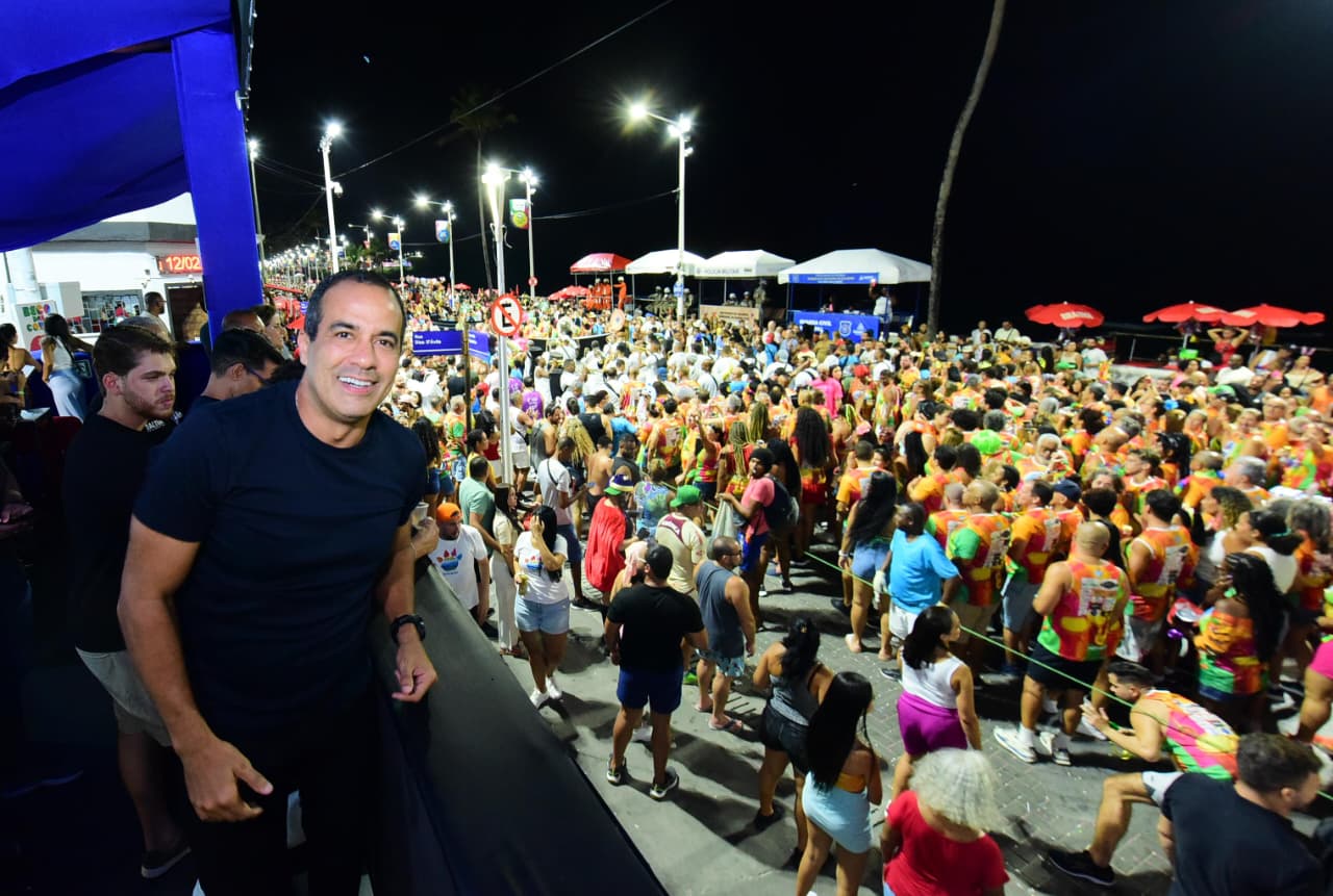 Bruno Reis celebra público de quase 3 milhões no pré-Carnaval de Salvador