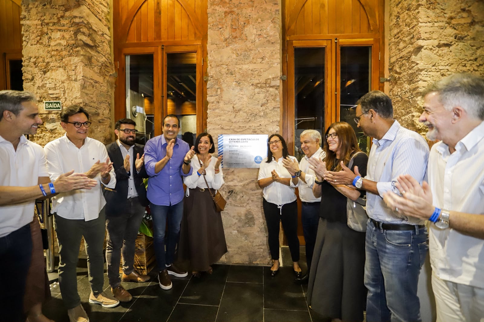 Prefeitura inaugura Casa de Espetáculos Letieres Leite para fomentar economia criativa e amplia polo cultural no Centro Histórico
