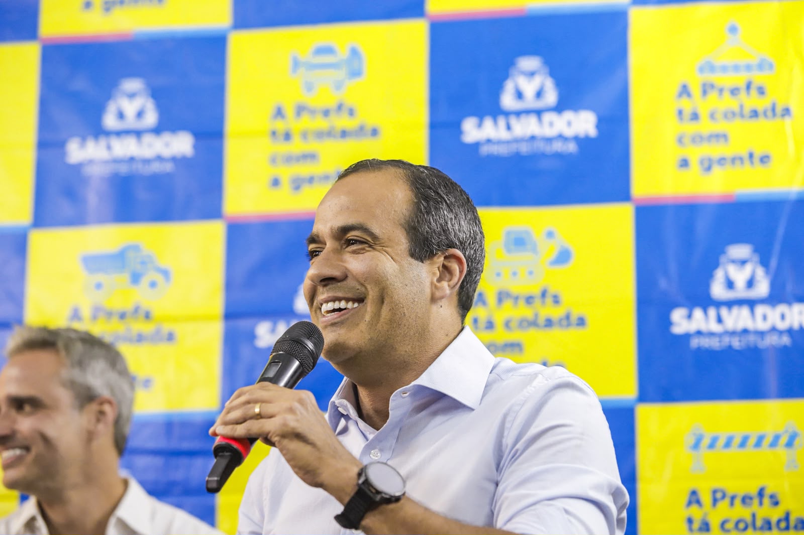 Prefeitura entrega manutenção da Rua Guillard Muniz, na Pituba, e amplia conforto e segurança para moradores e comerciantes