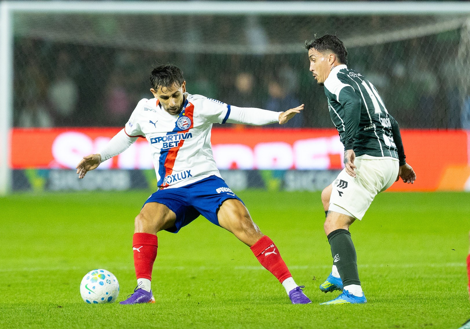 Bahia perde de virada para o Coritiba, no Couto Pereira