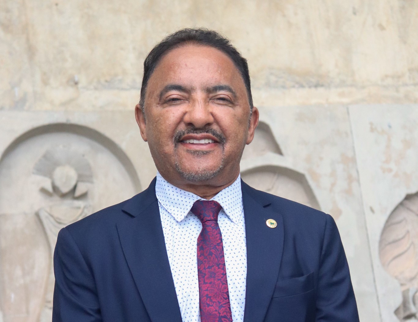 Projeto de lei de autoria do deputado Roberto Carlos propõe trabalho como caminho para a reinserção de pessoas em situação de rua