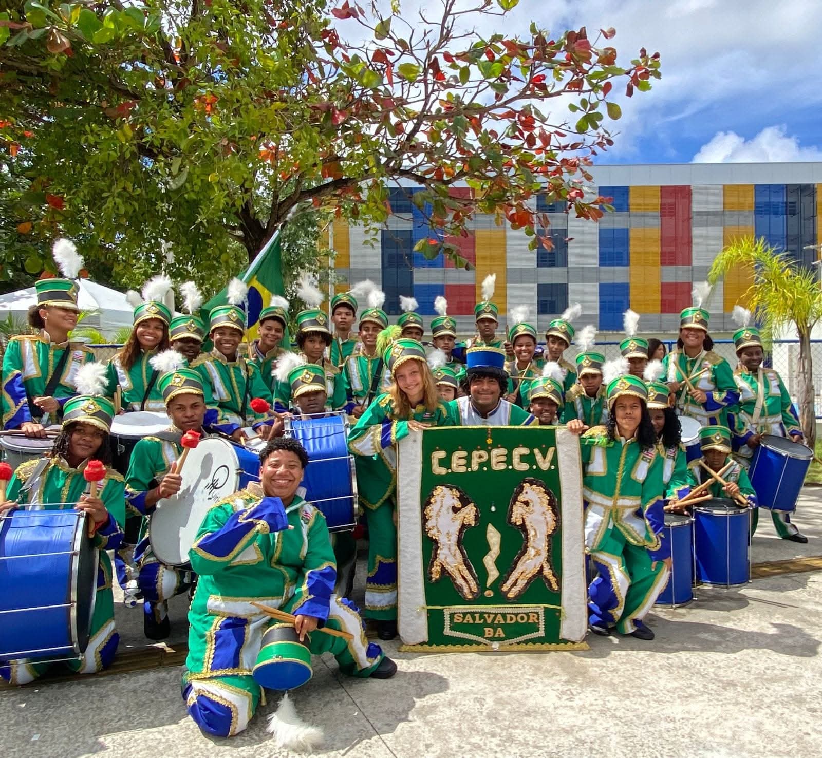 Quase três mil estudantes da rede estadual realizam os últimos ensaios para o Desfile do 2 de Julho