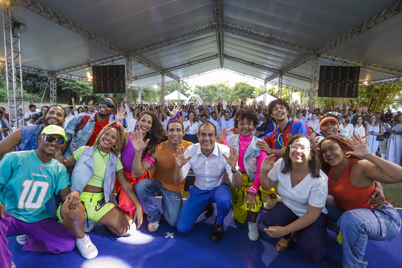 600 jovens iniciam formação profissional em projeto da Prefeitura de Salvador