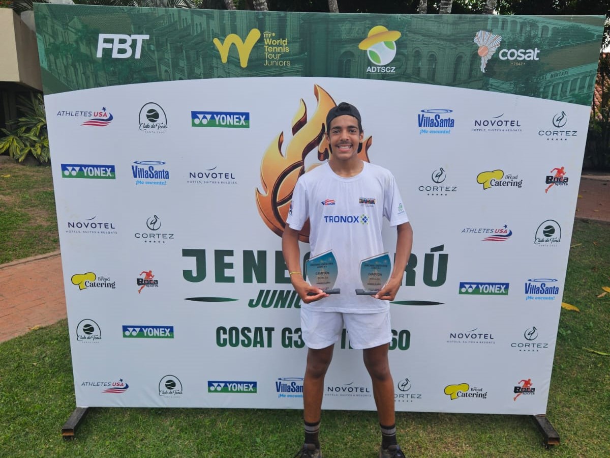 Tenista baiano João Aquino, apoiado pelo FazAtleta, conquista dobradinha em torneio sul-americano juvenil