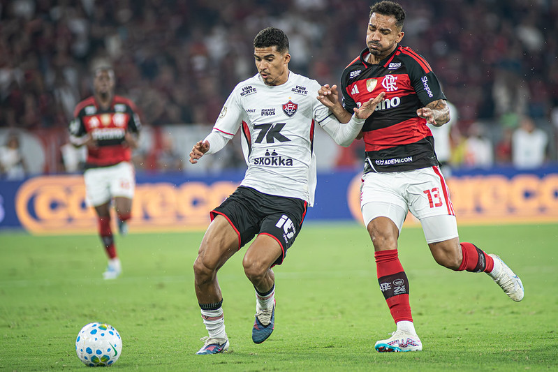 Vitória e Flamengo decidem no Barradão uma vaga nas oitavas de final da Copa do Brasil nesta quinta-feira (14)