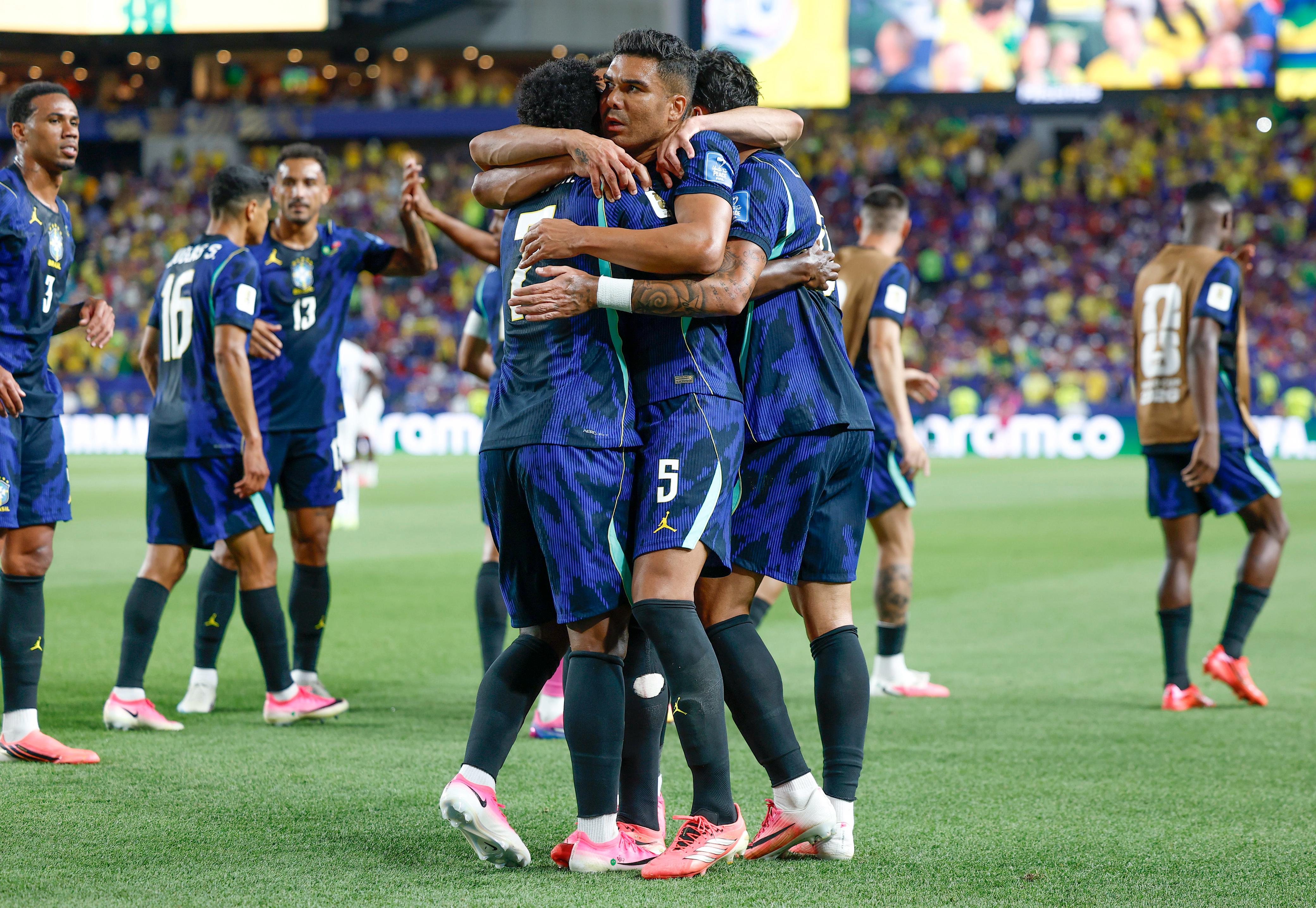 Brasil vence Haiti por 3 a 0 e assume liderança do Grupo C