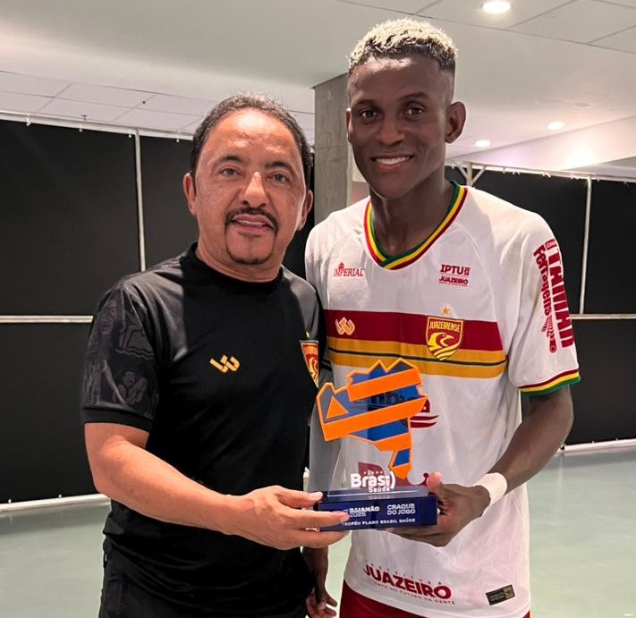 Presidente da Juazeirense, deputado Roberto Carlos, celebra transferência de Anderson Pato para o Vitória e destaca revelação do futebol baiano