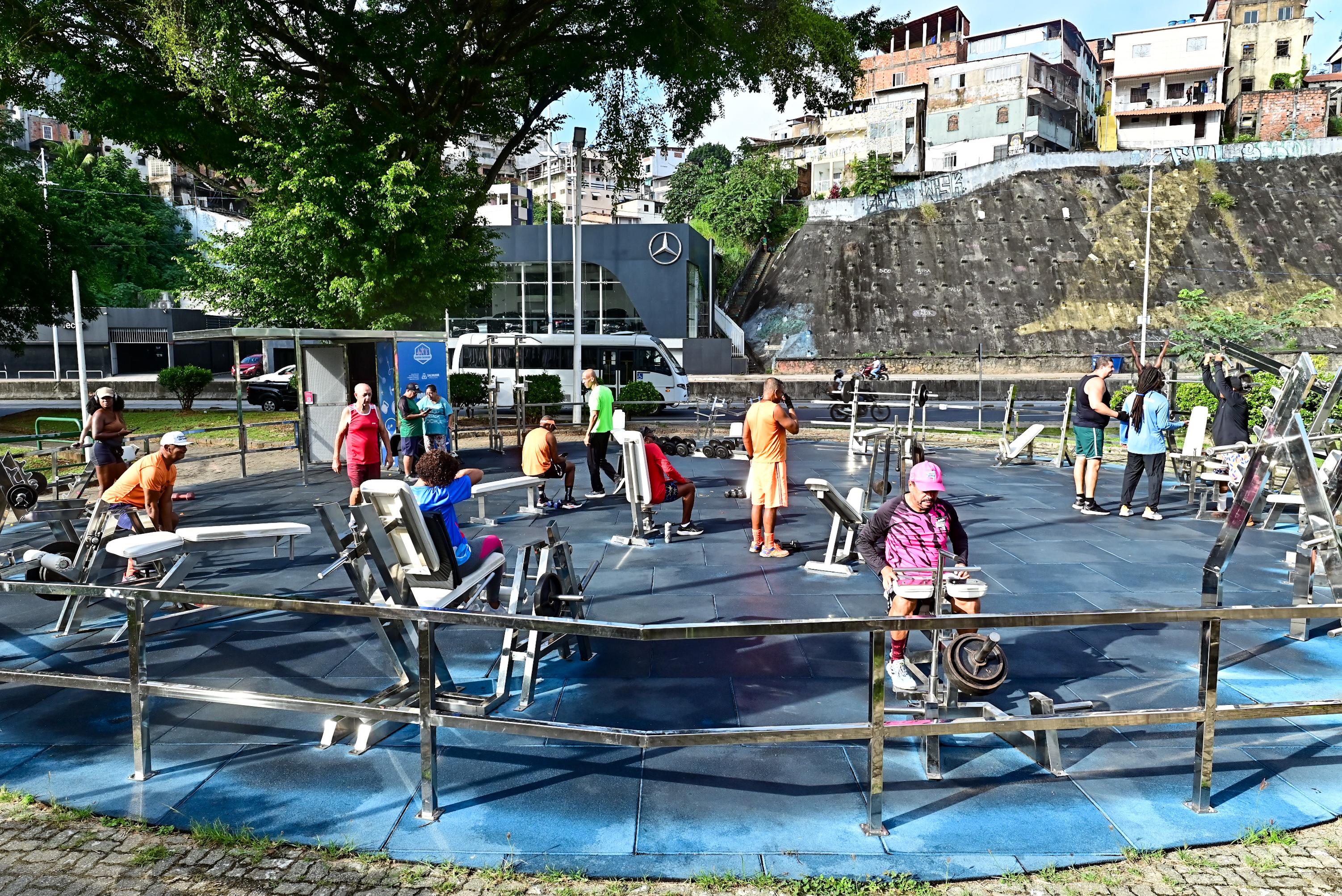 Academia Salvador ao Ar Livre ganha nova identidade visual e sistema de agendamento