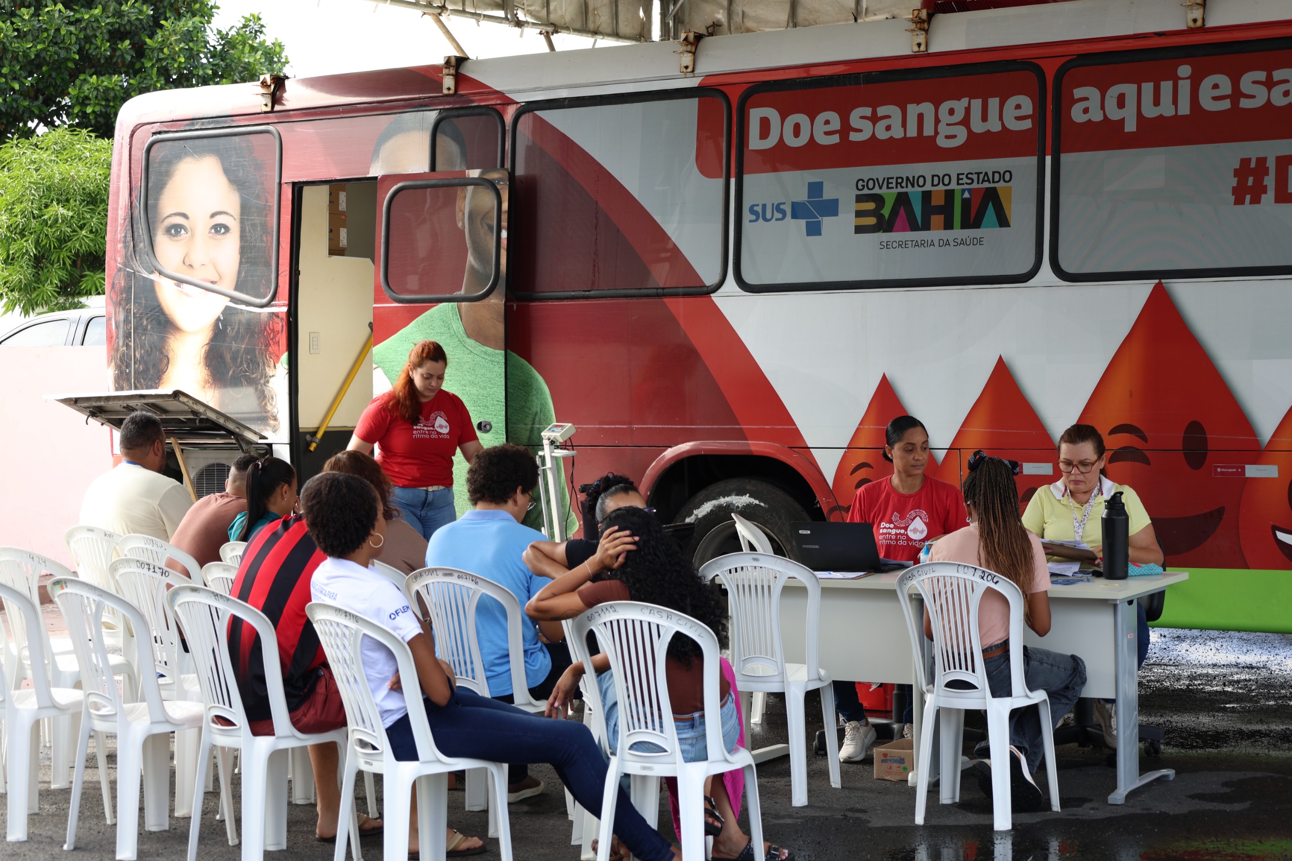 Hemoba amplia coleta de sangue com hemóvel e posto temporário em Salvador