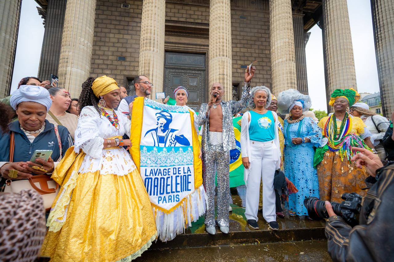 Mariene de Castro comandará o trio elétrico da 25ª Lavagem de Madeleine em Paris