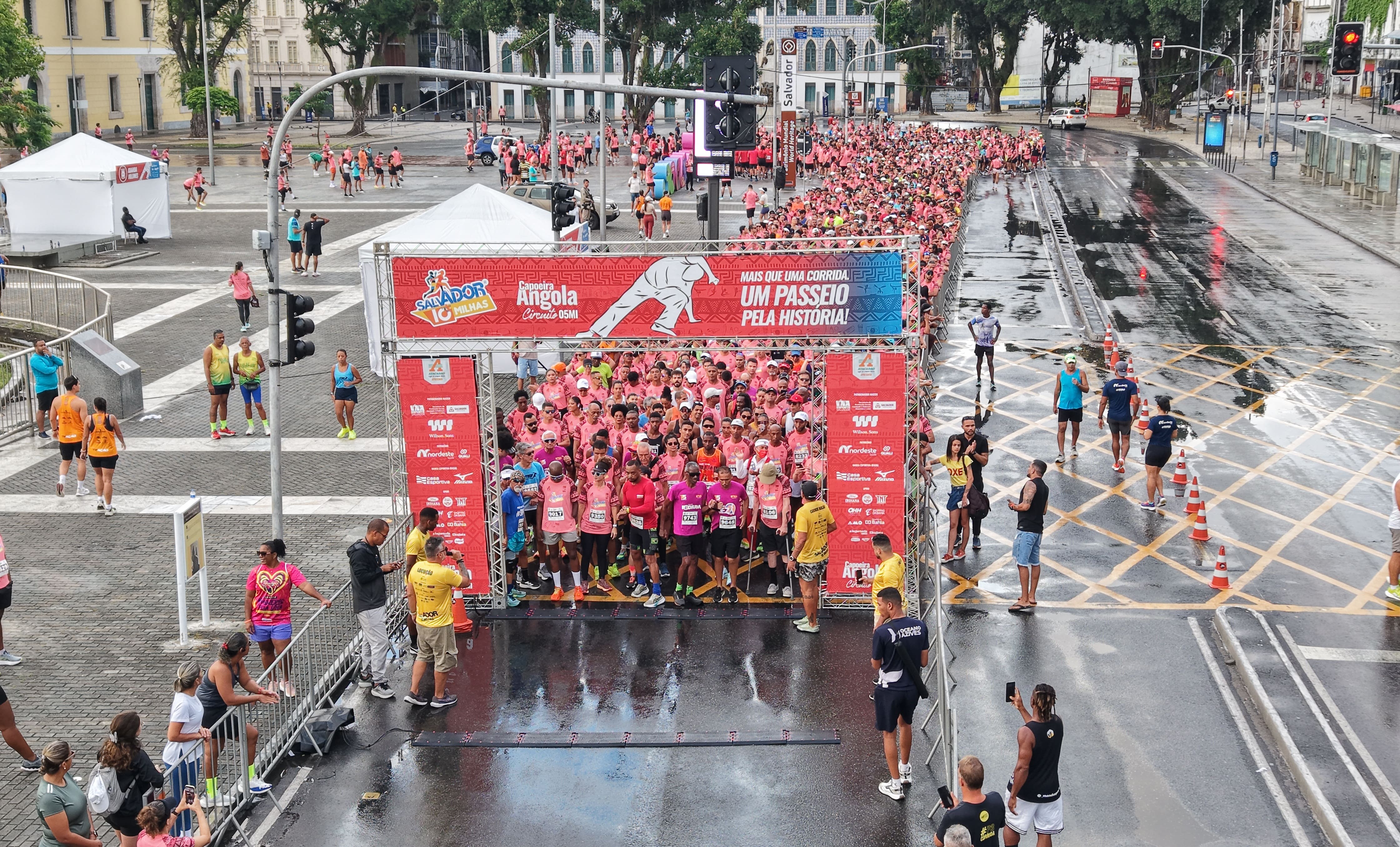 Corrida Salvador 10 Milhas reúne cerca de 5 mil participantes em celebração ao aniversário da cidade