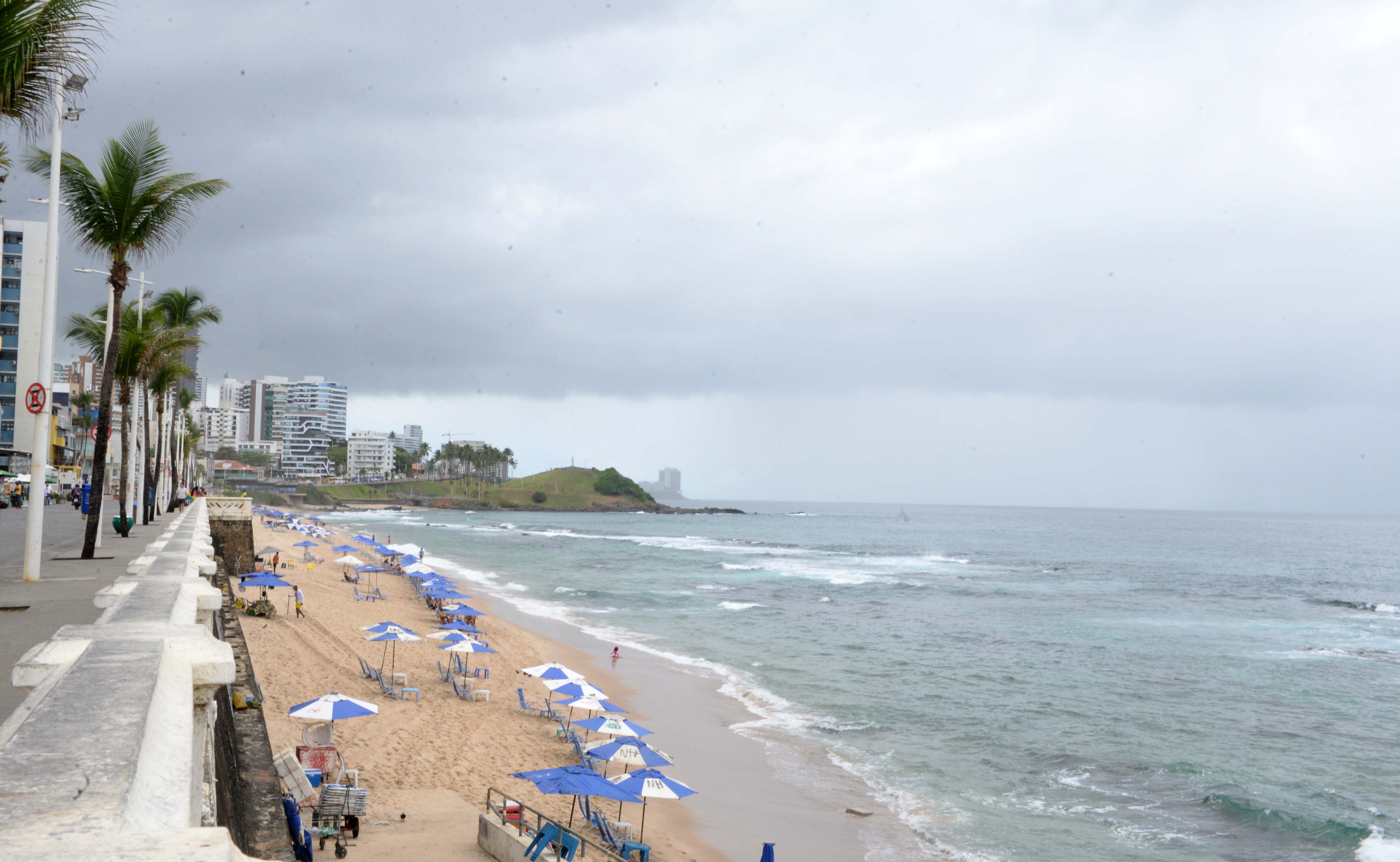 Mar exige atenção no inverno; veja cuidados e previsão para o fim de semana