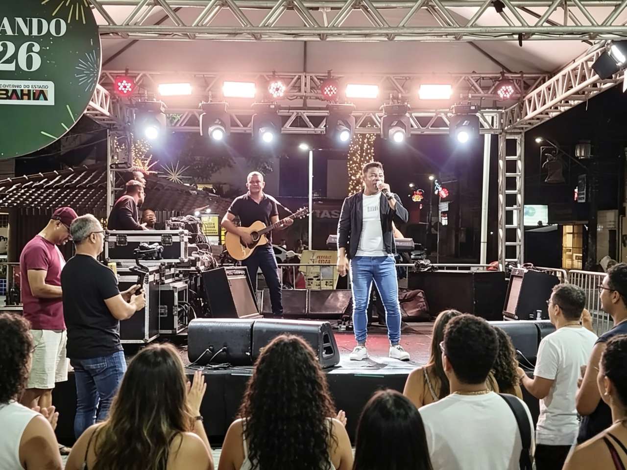 Com repertório envolvente, Dielson Anjos é destaque no São Pedro do Parque Verde II