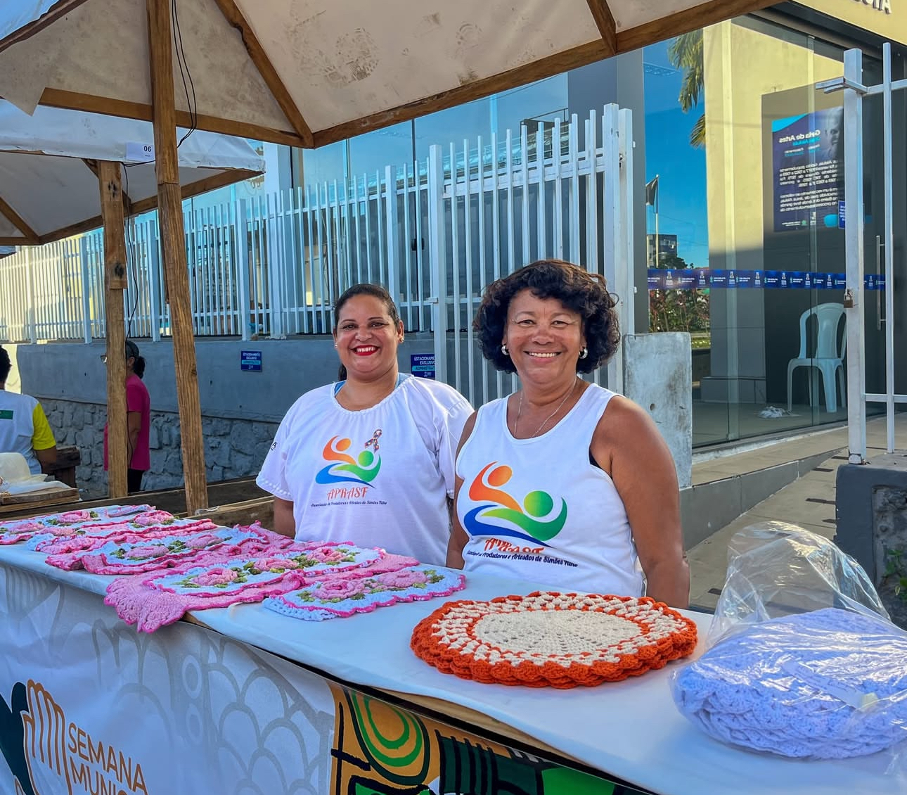 Prefeitura de Simões Filho inicia Semana Municipal do Artesão com feira aberta ao público