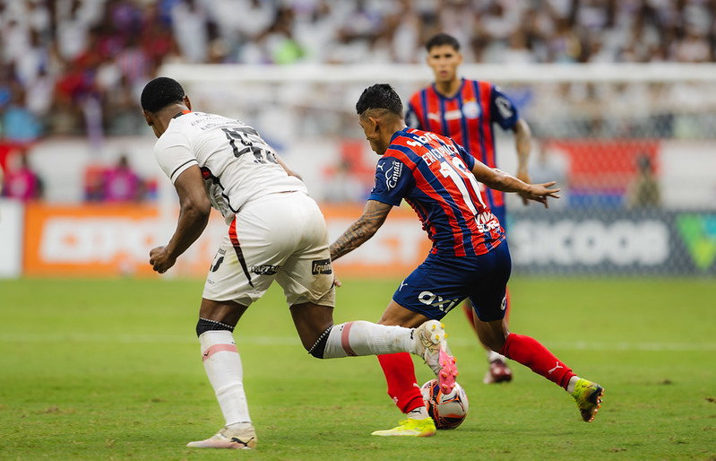 Bahia e Vitória empatam pelo Brasileirão na Arena Fonte Nova