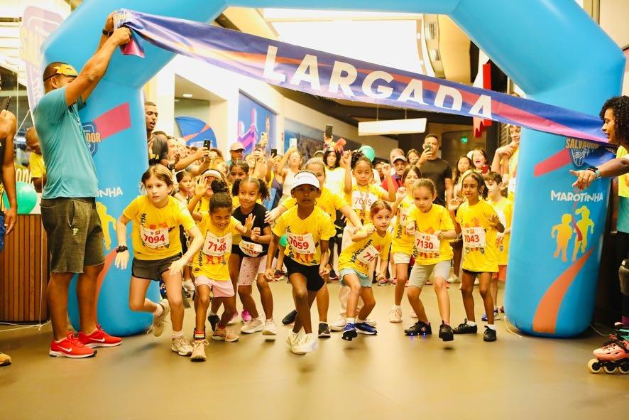 Maratoninha Salvador incentiva esporte e reúne crianças no sábado (26), primeiro dia da Maratona Salvador