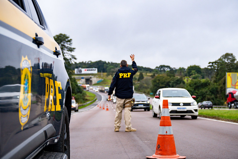 Operação Carnaval 2026: PRF intensifica fiscalização de rodovias