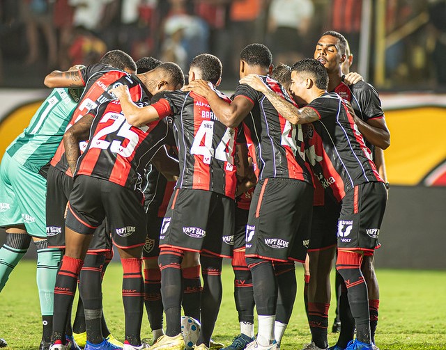 Vitória encara o confiança pela Copa do Nordeste nesta quarta-feira (29), no Batistão