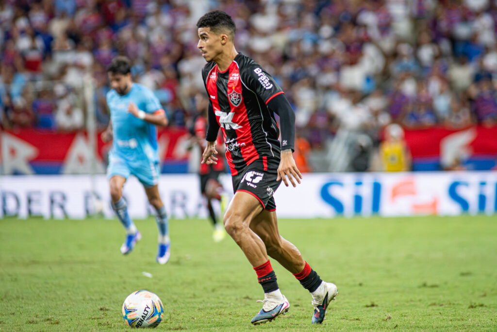 Vitória bate o Fortaleza no 1º jogo da final do Nordestão