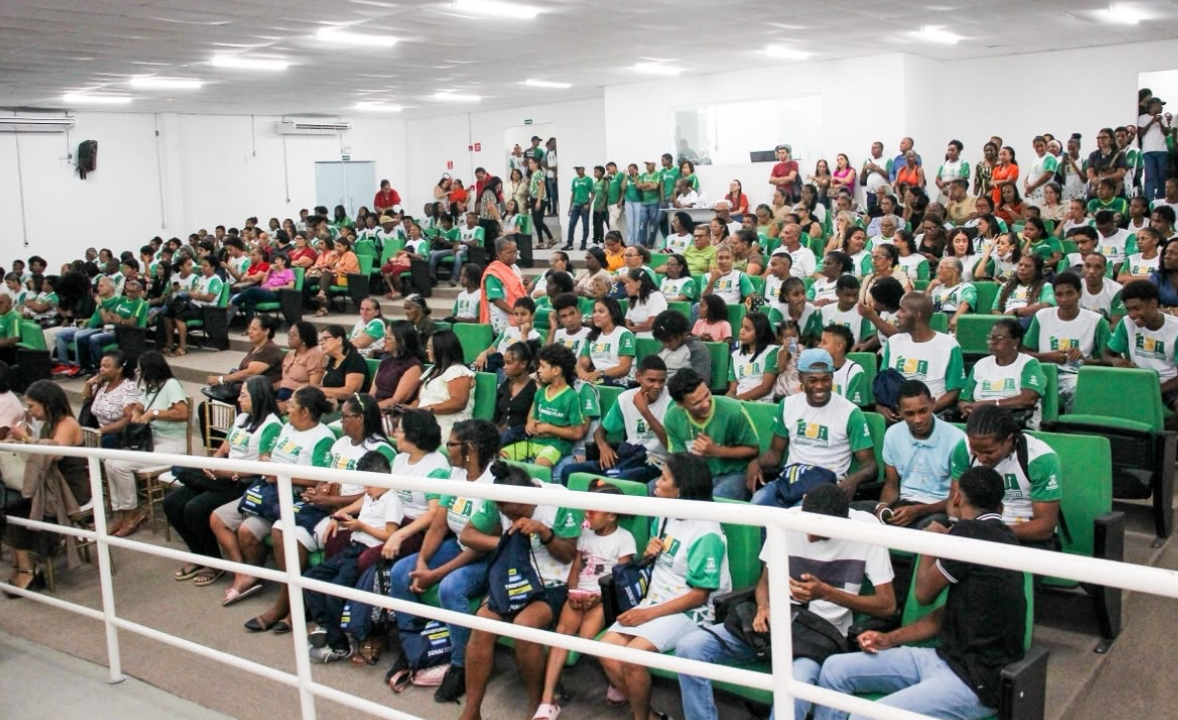Simões Filho: Prefeitura realiza aula inaugural marca início do EJA PRO