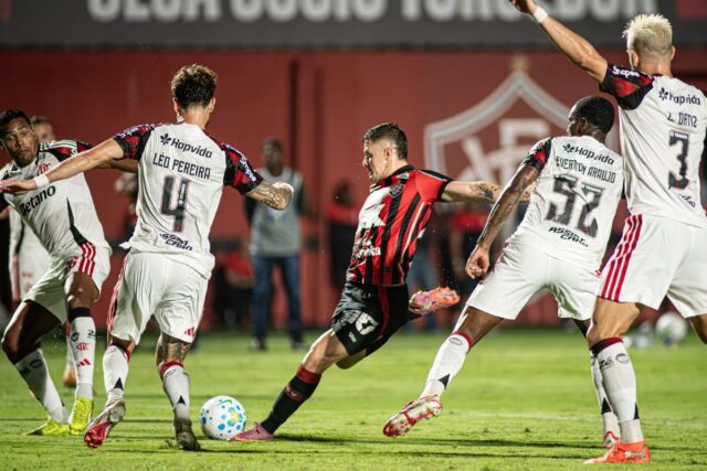 Vitória perde para o Flamengo no Barradão